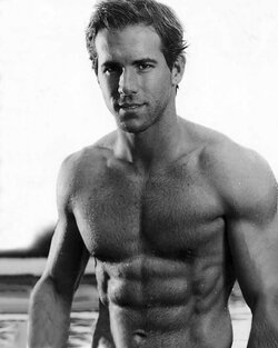 02ryan-reynolds-1443.jpg