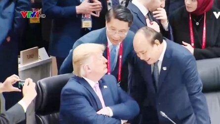 nguyen-xuan-phuc-chao-Trump-g20-e1562343824787.jpg