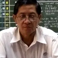 Thầy Hiệu Trưởng